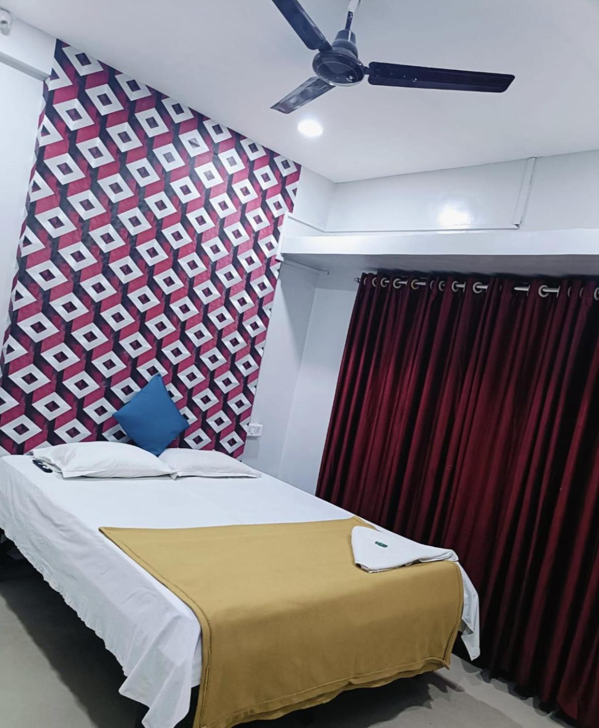 Malwade Motel Pune Exterior photo