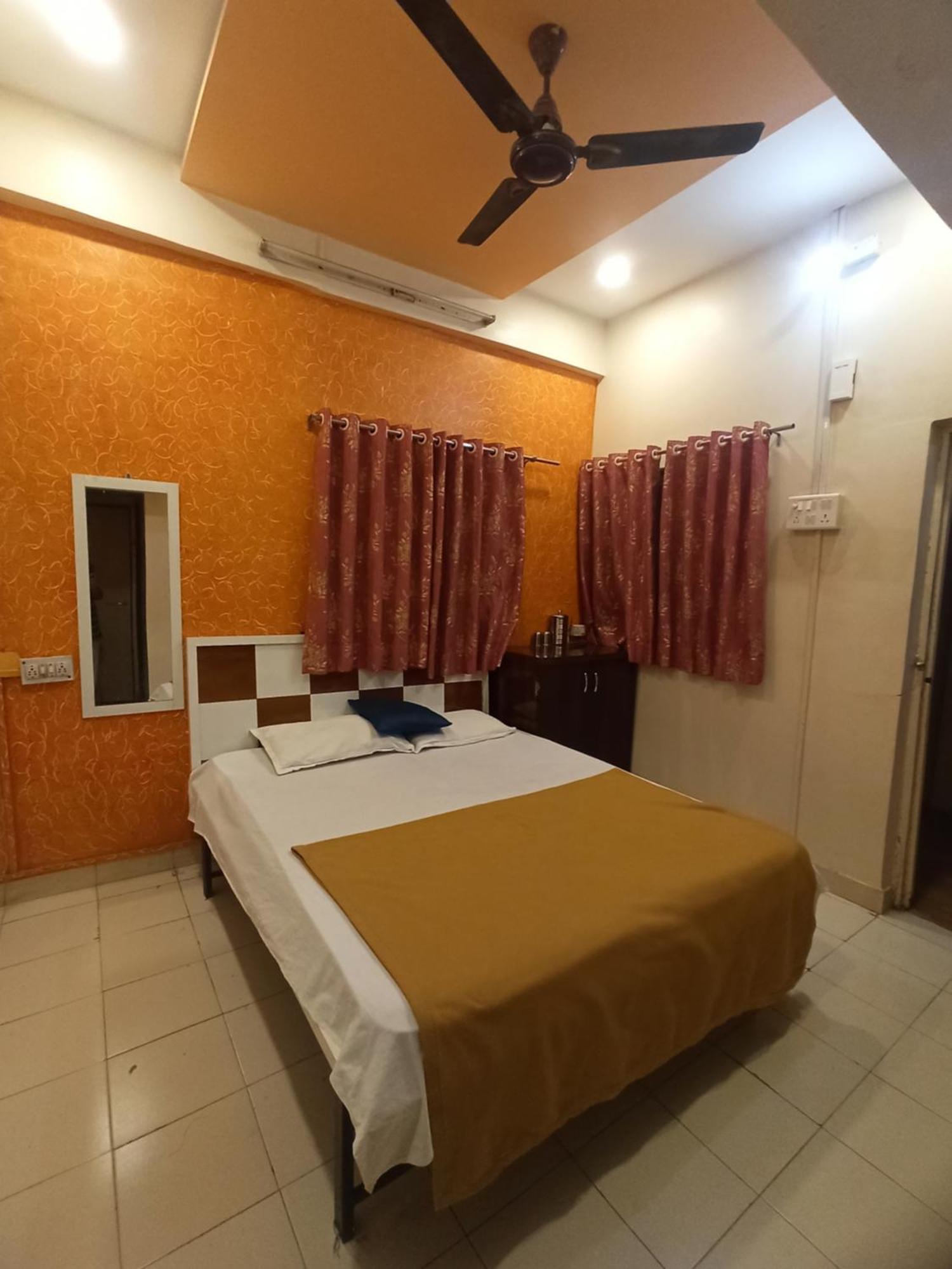 Malwade Motel Pune Exterior photo